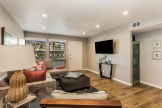 Photo #4: 6059718 Listing 