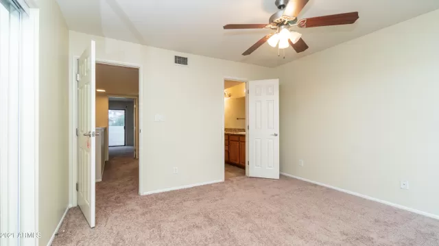 MLS: 6059782 Condo For Sale