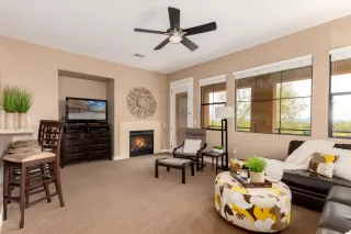 Photo #5: 6059789 Listing 