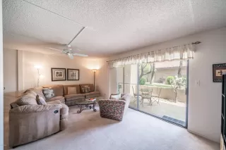 Photo #5: 6059856 Listing 