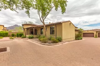 Photo #1: 6059865 Listing 