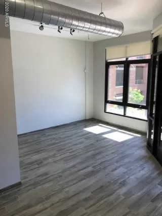 Photo #6: 6059907 Listing