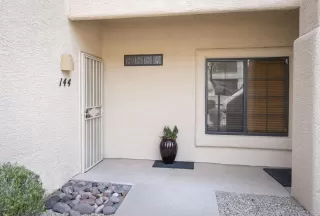 Photo #2: 6059914 Listing