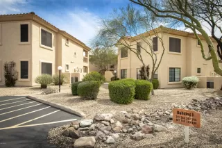 Photo #3: 6059914 Listing