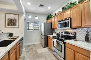 Photo #2: 6060051 Listing 