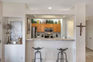 Photo #4: 6060051 Listing 