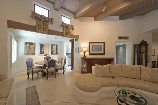 Photo #2: 6060102 Listing