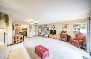 Photo #4: 6060128 Listing