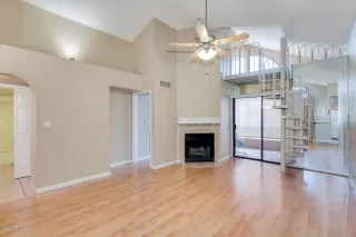 Photo #5: 6060218 Listing