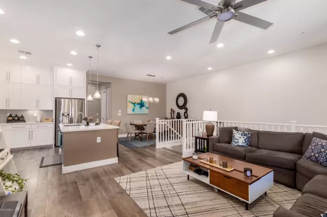 MLS: 6060355 Condo For Sale