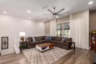 Photo #6: 6060355 Listing