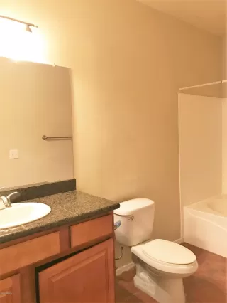 Photo #6: 6060514 Listing