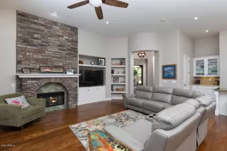 Photo #4: 6060521 Listing