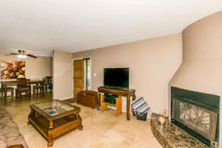 Photo #4: 6060599 Listing