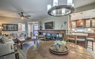 Photo #2: 6061038 Listing 