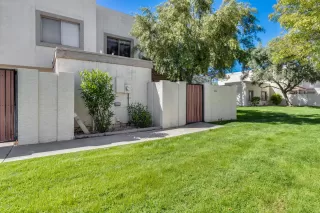 Photo #2: 6061043 Listing