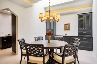 Photo #3: 6061049 Listing