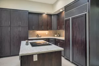 Photo #5: 6061049 Listing