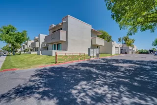 Photo #1: 6061152 Listing 