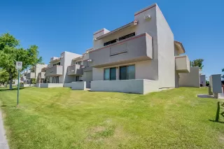 Photo #2: 6061152 Listing 