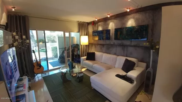 MLS: 6061289 Condo For Sale