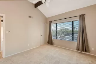 Photo #4: 6061391 Listing