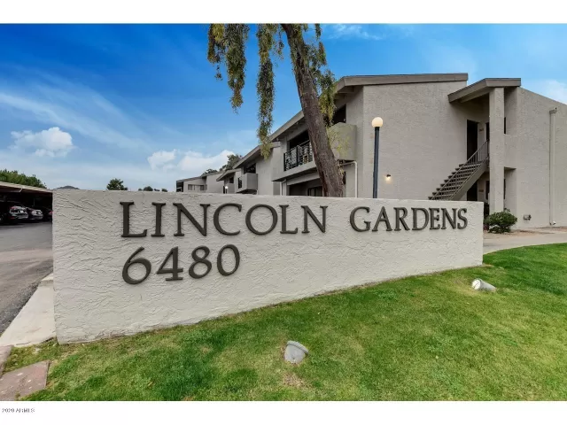 MLS: 6061450 Condo For Sale