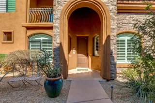 Photo #1: 6061486 Listing 