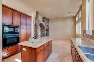 Photo #5: 6061486 Listing 