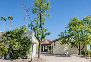 Photo #1: 6061656 Listing