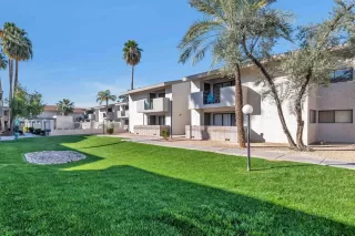 Photo #2: 6061755 Listing