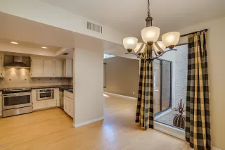 Photo #4: 6062024 Listing