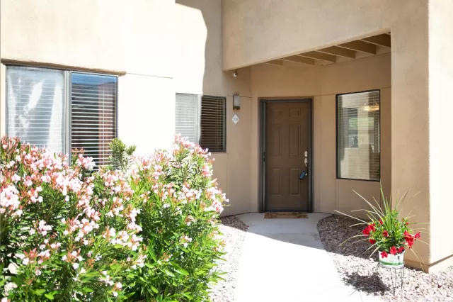 MLS: 6062182 Condo For Sale