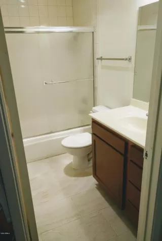 Photo #5: 6062292 Listing 