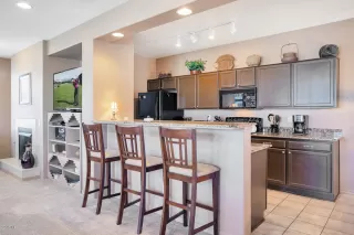 Photo #5: 6062350 Listing 