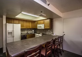 Photo #5: 6062514 Listing
