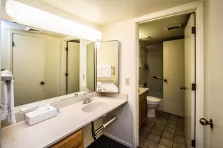 Photo #6: 6062514 Listing
