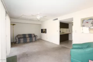 Photo #6: 6062811 Listing