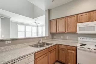 Photo #5: 6062968 Listing 