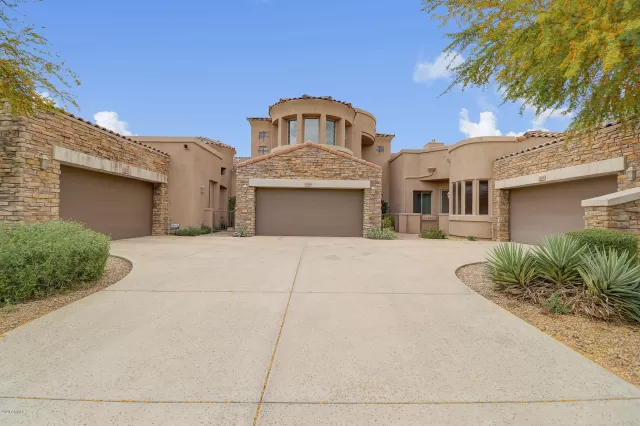 MLS: 6063040 Condo For Sale