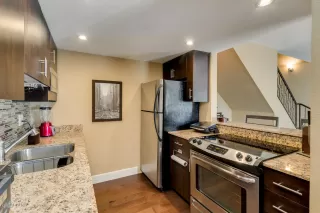 Photo #5: 6063078 Listing