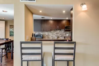 Photo #6: 6063078 Listing
