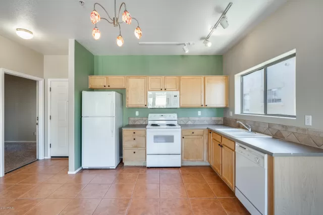 MLS: 6063339 Condo For Sale