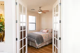 Photo #6: 6063340 Listing