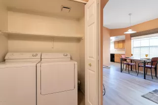 Photo #6: 6063349 Listing