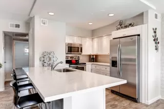 Photo #3: 6063451 Listing