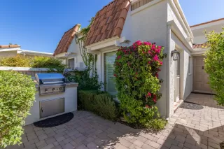 Photo #2: 6063599 Listing