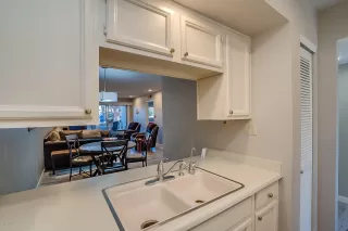 Photo #5: 6063664 Listing