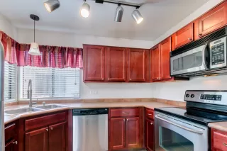 Photo #6: 6063866 Listing 