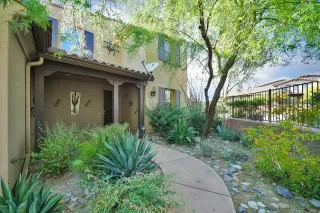 Photo #2: 6064077 Listing